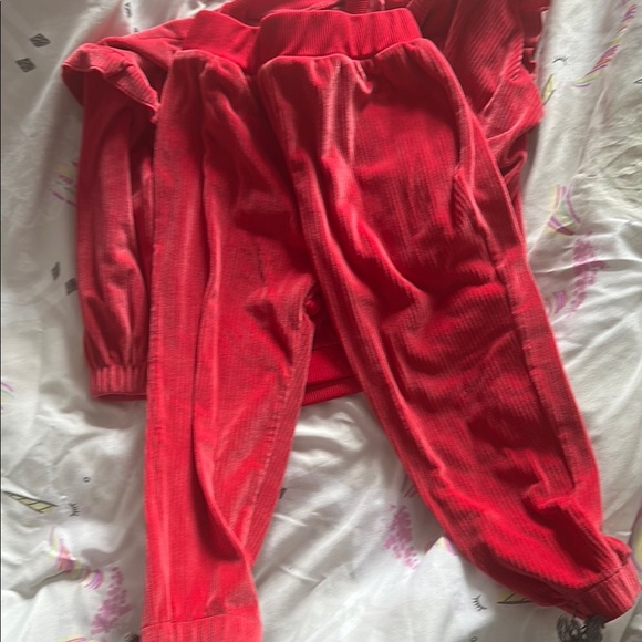 Disney Red Matching Set Character Design - Picture 5 of 7